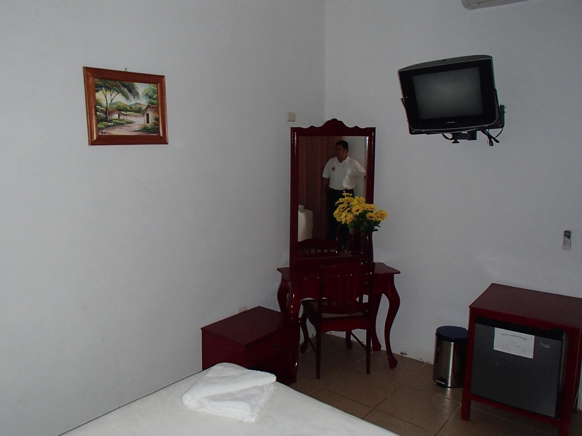 Hotel Brial Plaza Managua Ngoại thất bức ảnh